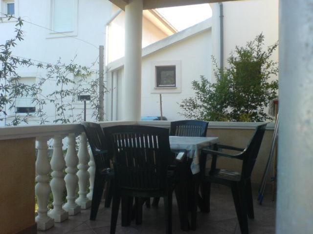 Apartmani Vesna Vir Luaran gambar