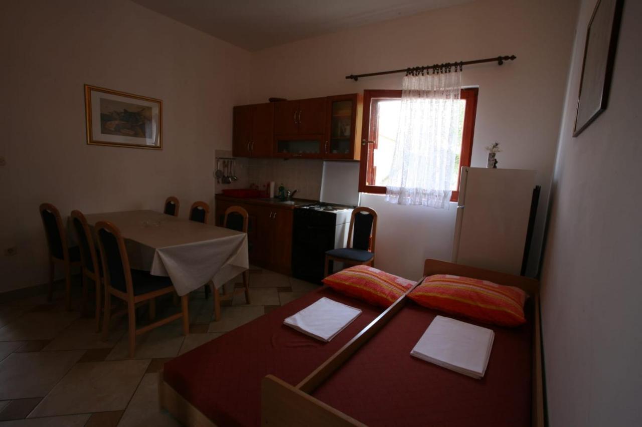 Apartmani Vesna Vir Luaran gambar