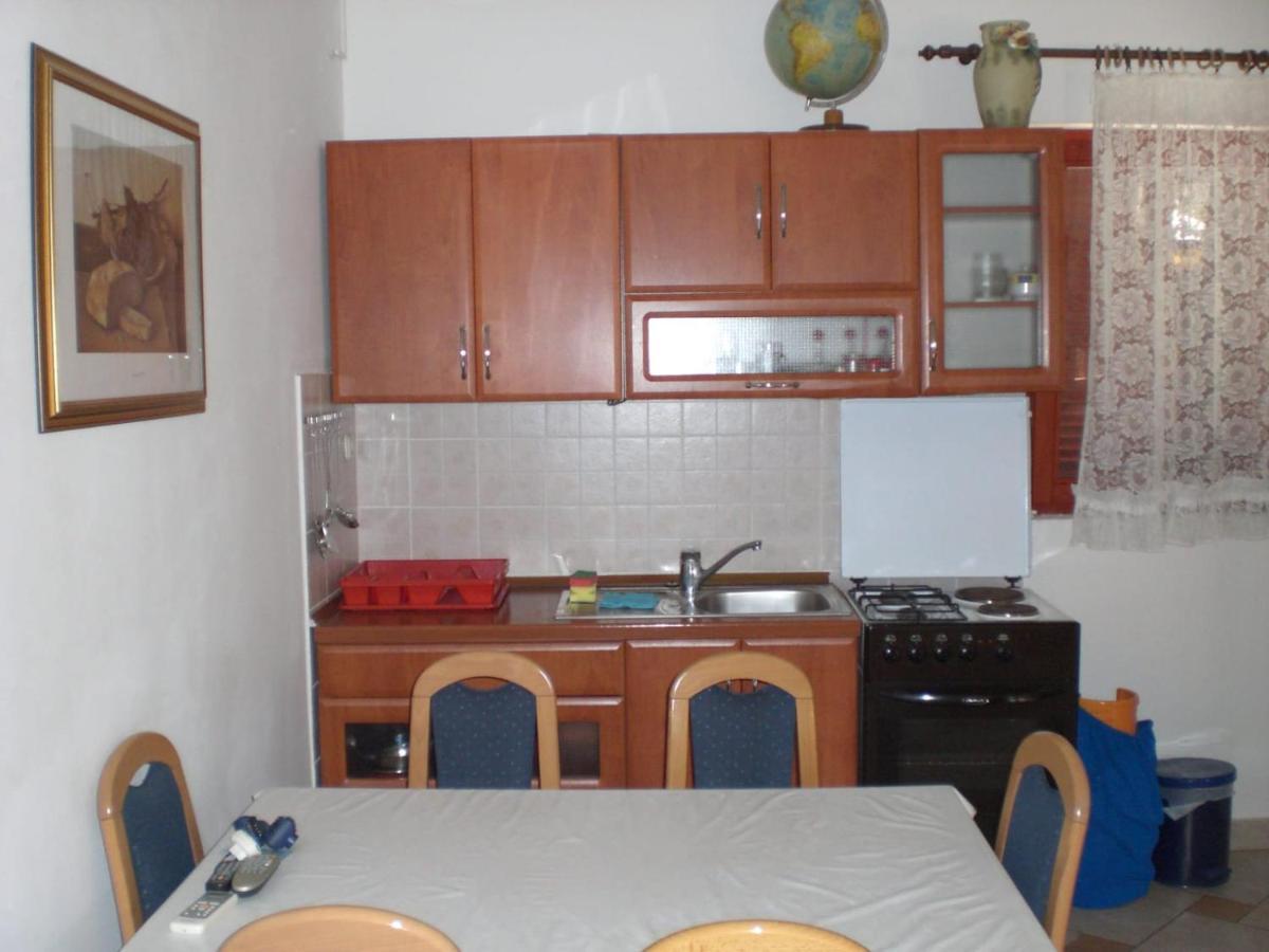 Apartmani Vesna Vir Luaran gambar