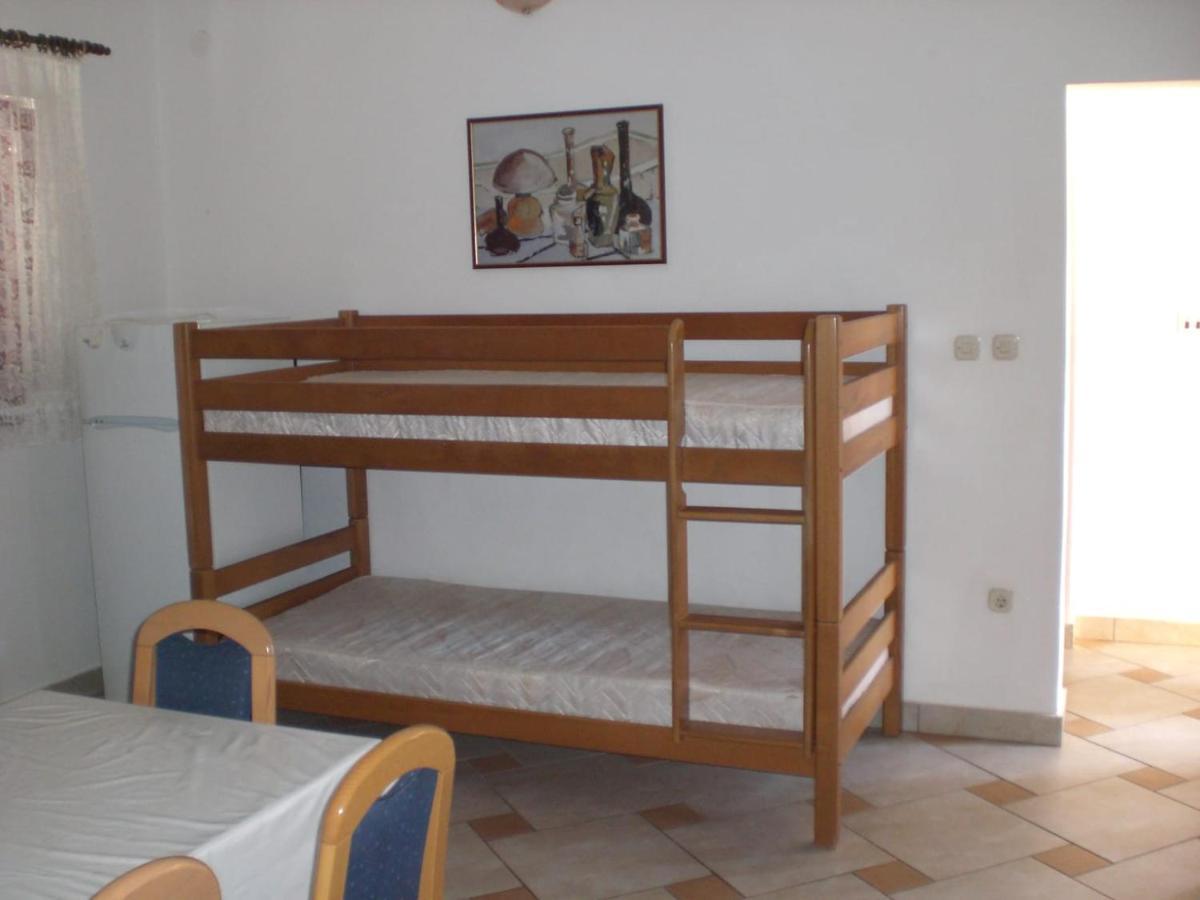 Apartmani Vesna Vir Luaran gambar